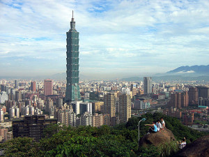 Taipei 101 Photo by Peellden